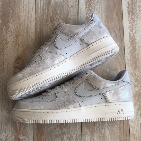 NWT Nike Air Force 1 Premium Platinum - Picture 4 of 7